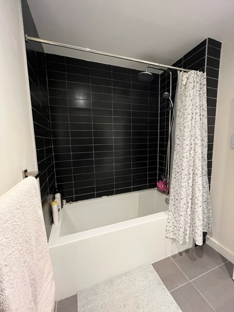 Photo du bâtiment - 5000 Rue Buchan