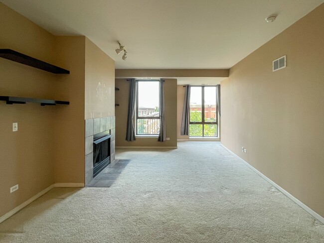 Foto del edificio - 343 W Old Town Ct