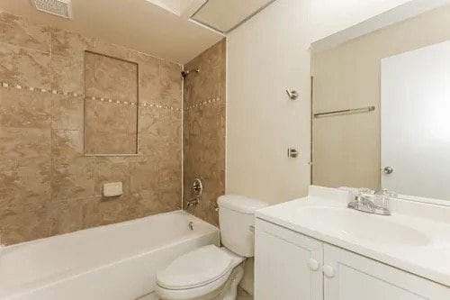 Foto del edificio - 8515 Misty River Ct