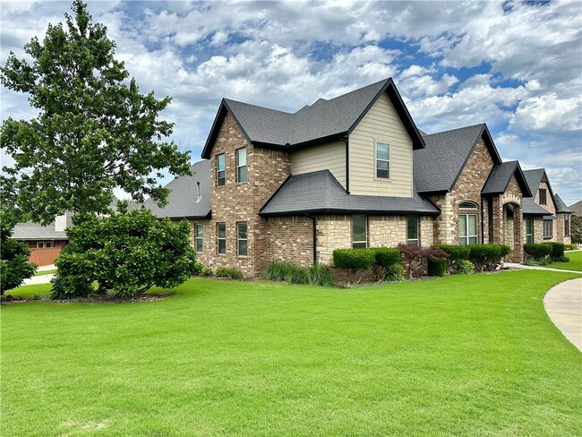 Building Photo - 5732 Dancing Rabbit Dr