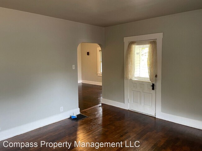 Building Photo - 3 br, 1 bath House - 1009 Chestnut Street