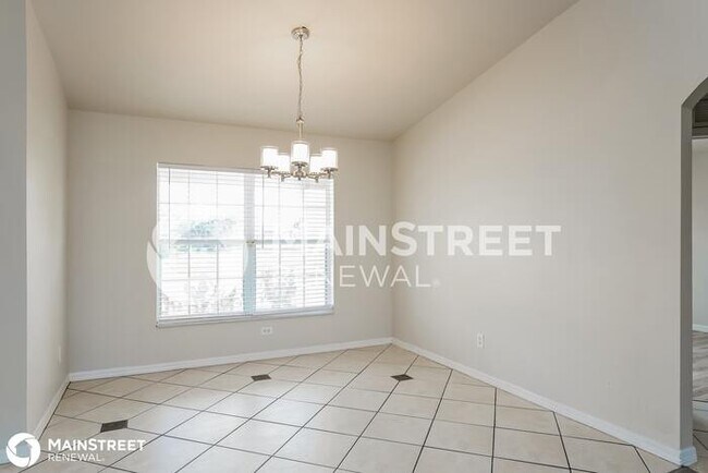 Foto del edificio - 1012 NW 15th Ave, Cape Coral, FL 33993