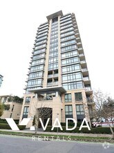 Building Photo - 1863 Alberni St