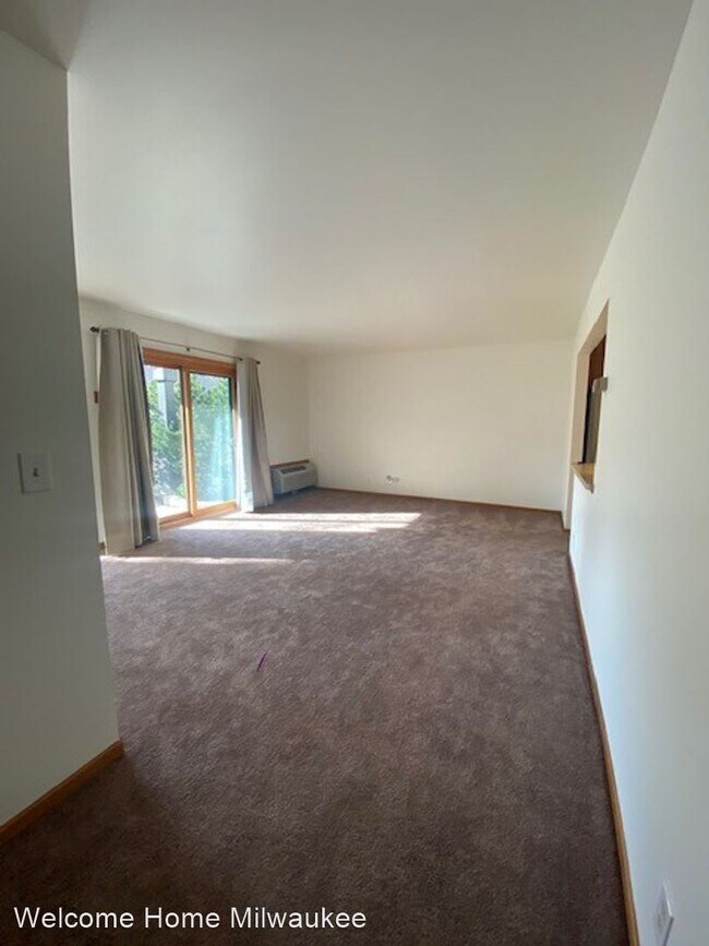 Building Photo - 2 br, 1.5 bath House - 10816 W Donna Drive