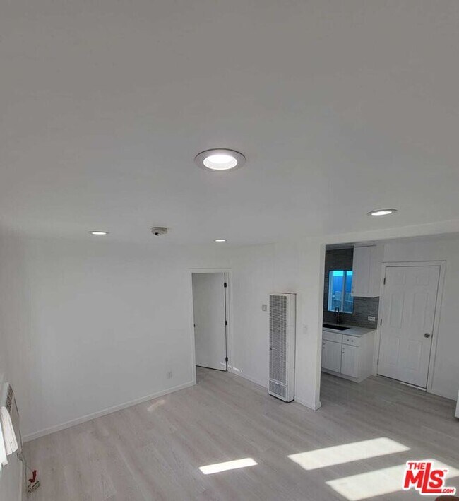Foto del edificio - 2250 Duane St