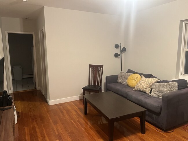 Foto del edificio - 61 Selkirk Rd