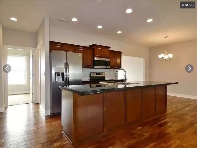 Foto del edificio - Rent: $1950 - 3 Bed House