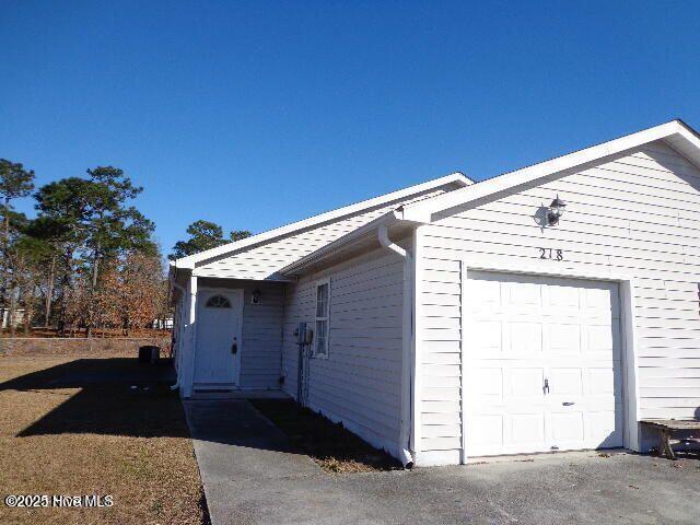 Primary Photo - 218 Faison Ln