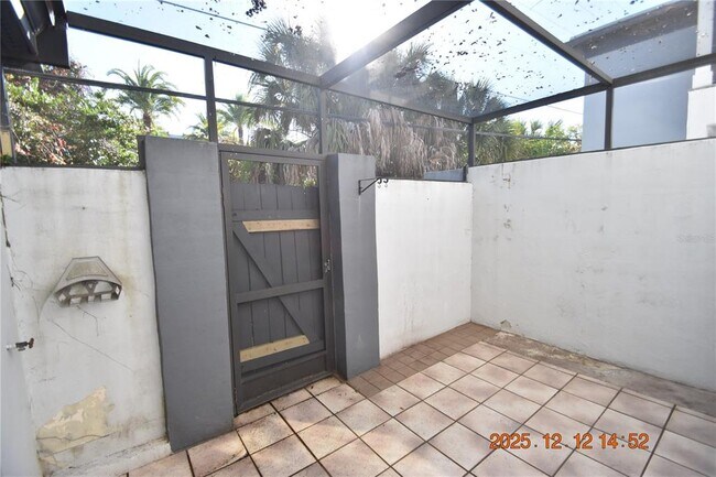 Foto del edificio - 1225 McMullen Booth Rd