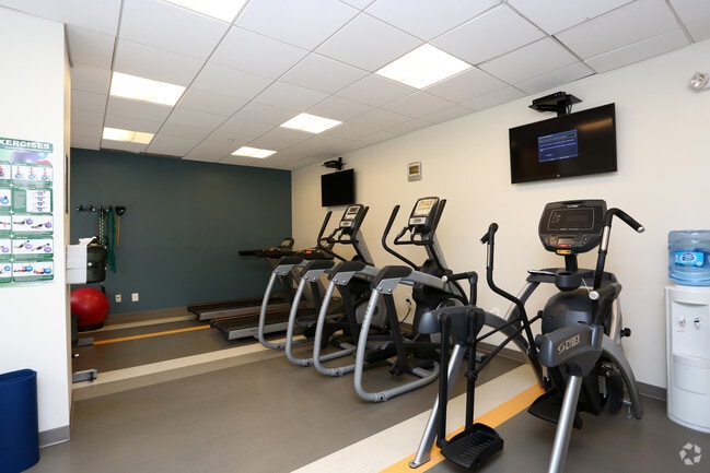 Fitness Center - 611 Park Avenue Apartments