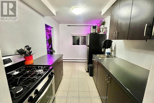 Building Photo - 23 McClary Ave