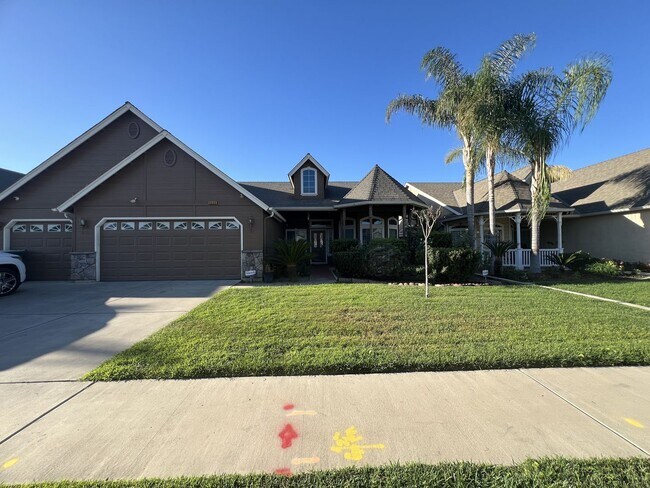 Foto del edificio - 2535 Trapper Springs Ave