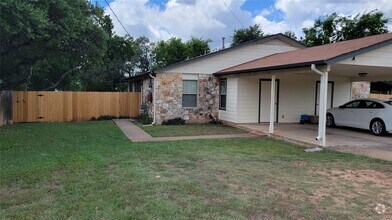 Building Photo - 800 Osage Dr