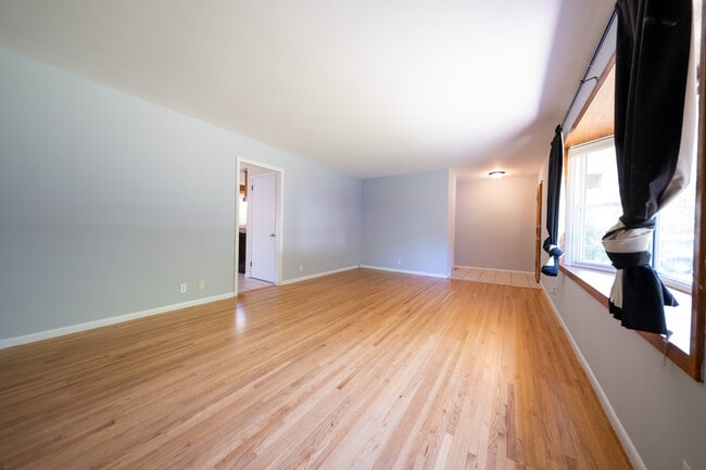 Building Photo - 4689 Morris Ln