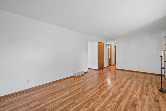 Foto del edificio - 414 NE 6th St