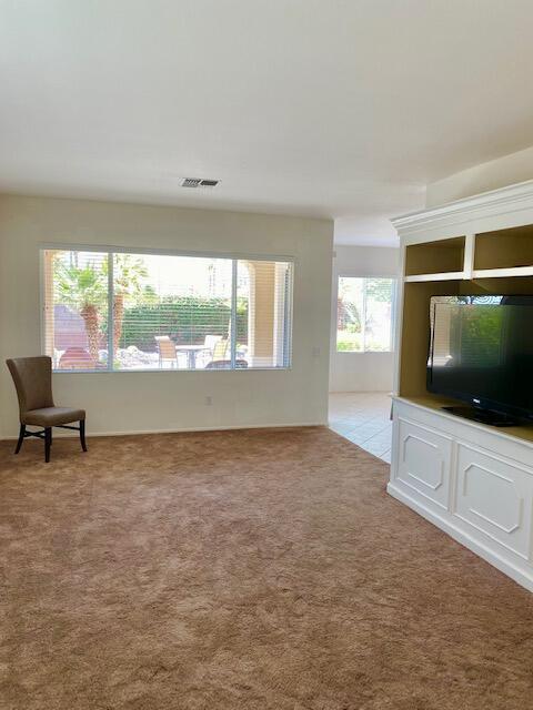 Building Photo - 78235 Estancia Dr