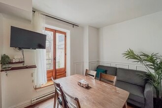 Building Photo - 3560 Rue De Bullion