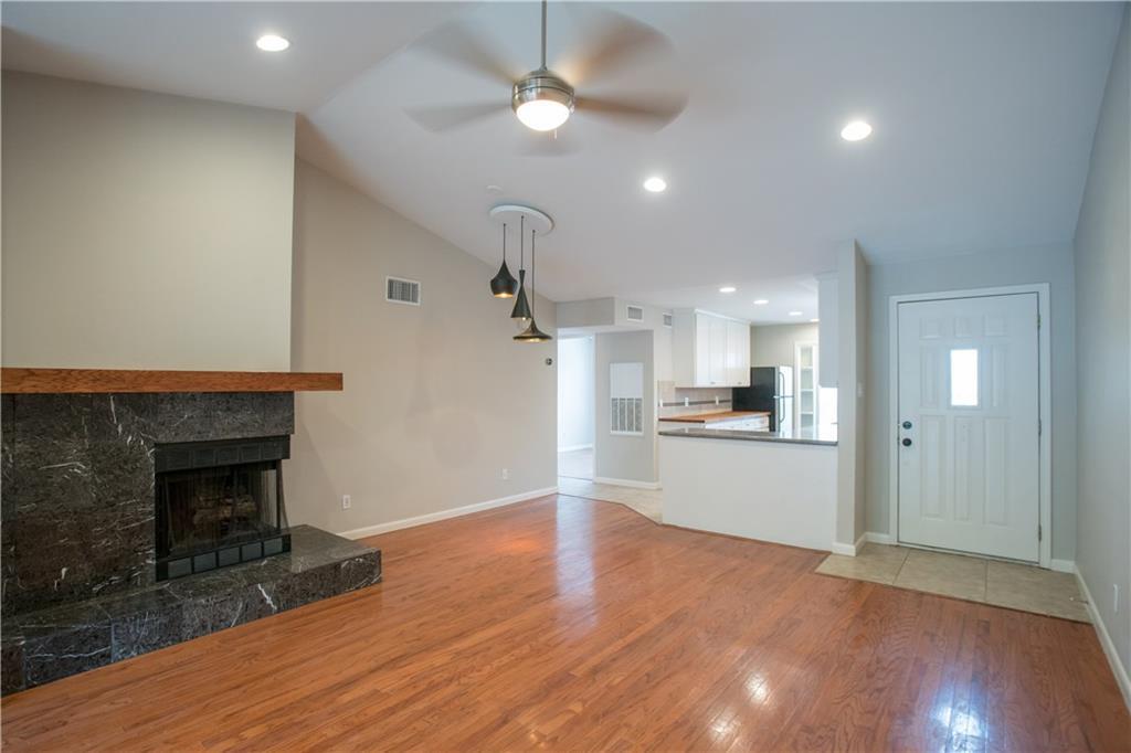 Primary Photo - 2450 Wickersham Ln