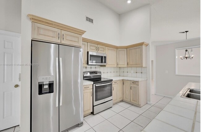 Building Photo - 296 NW 118th Ter