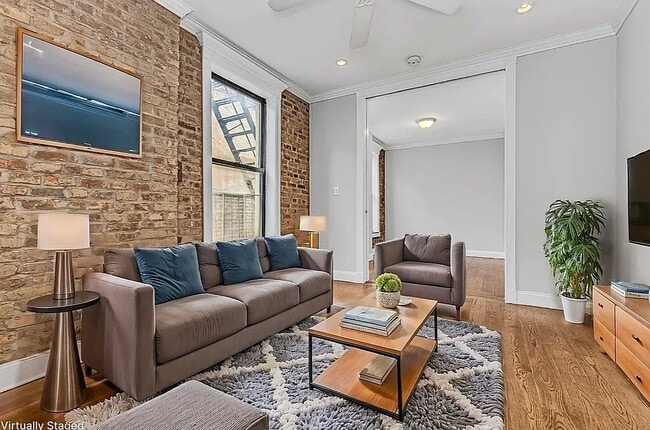 Building Photo - 350 W 21st St