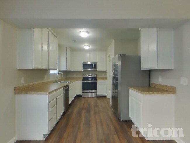 Foto del edificio - 4031 Kellybrook Dr