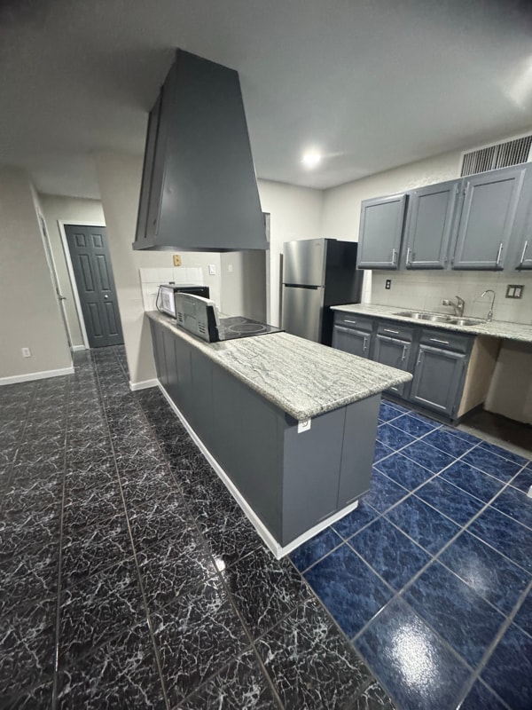 Building Photo - 24426 Jumping Jay Dr