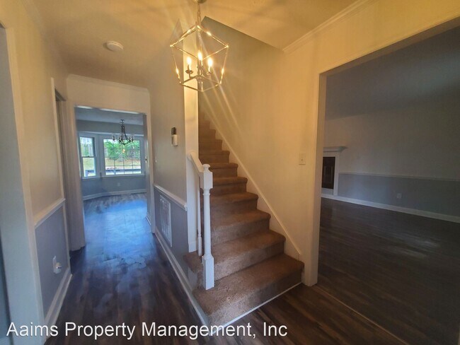 Building Photo - 3 br, 2 bath House - 5594 Whithorn Court