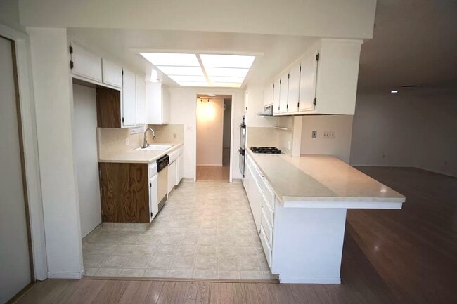 Building Photo - 3200 Ouray Way