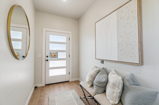 Foto del edificio - New tenant incentive! Receive ($1200 CREDIT) applied to 2nd month's rent! Don’t miss your chance!!