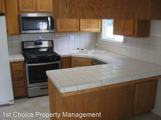 Building Photo - 2 br, 1 bath House - 1078 La Serenata Way