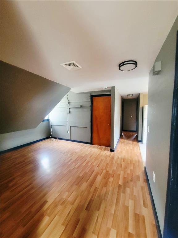 Building Photo - 23 Young St