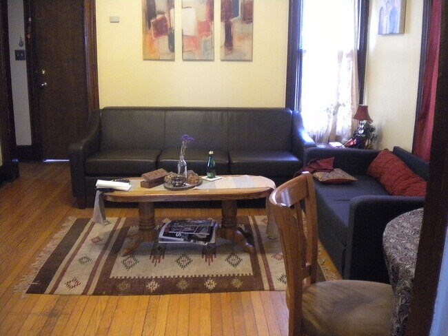 Foto del edificio - 522 N Division St