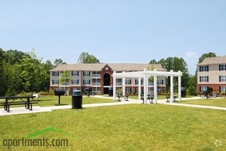 Building Photo - Legacy at Linden Park