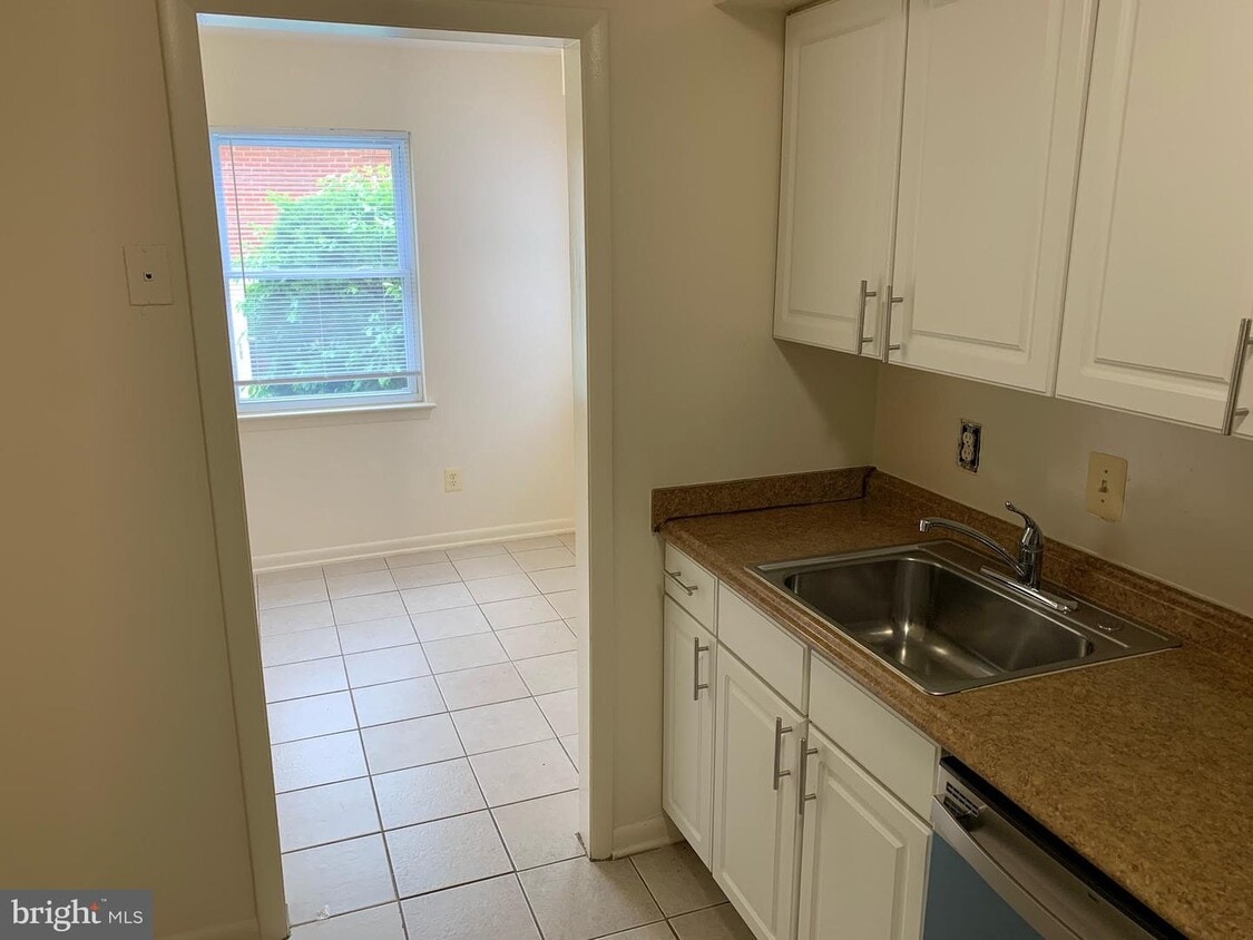 9636 Hagel Cir, Lorton, VA 22079 Condo for Rent in Lorton, VA