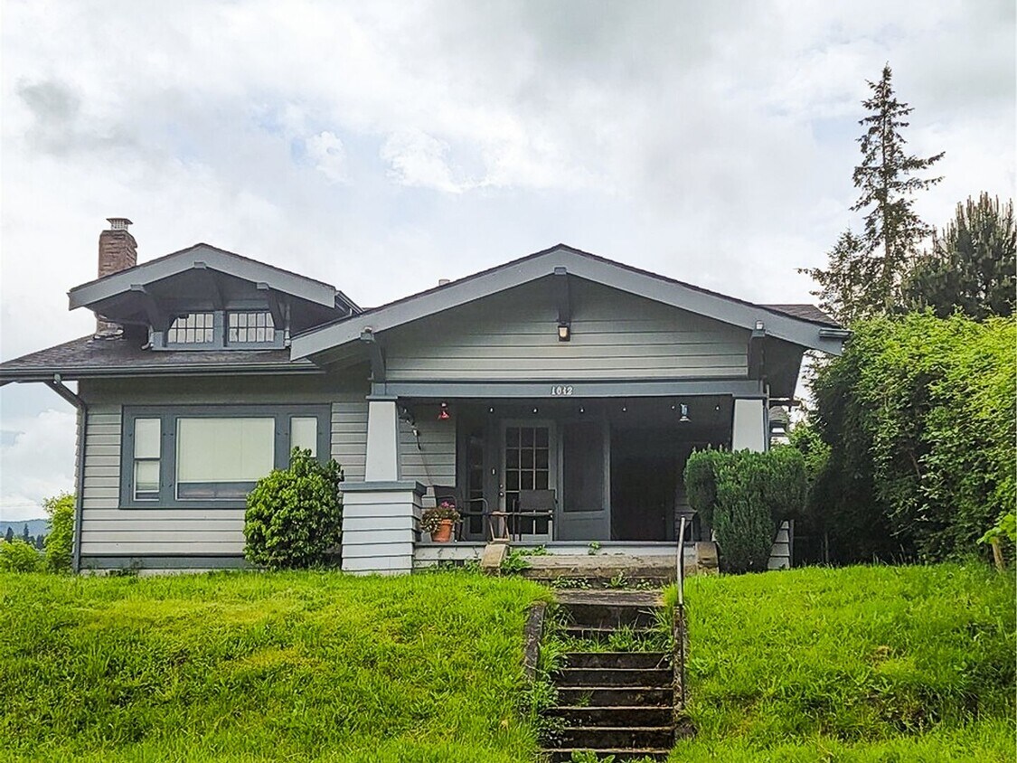 1012 High St, Bellingham, WA 98225 House Rental in Bellingham, WA