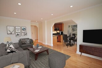 Interior Photo - CHR Harvard Square Communities