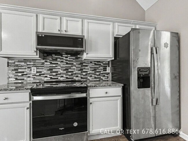 Foto del edificio - 80 Rivercrest Ln