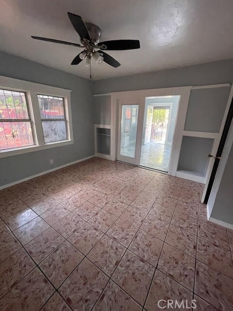 Building Photo - 288 E 43rd Pl