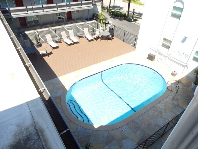 Pool - 3110 Red River St