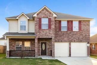 Building Photo - 2125 Warwick Pl