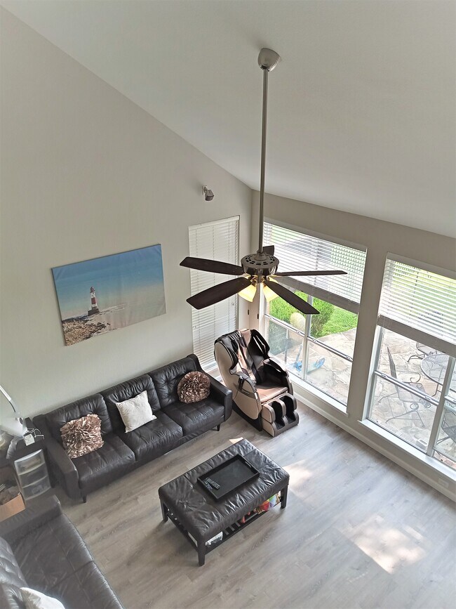 Building Photo - 9206 Rio Blanco Dr