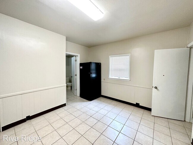 Building Photo - 2 br, 1.5 bath House - 1519 Rutherford Avenue