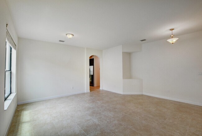Building Photo - 8979 Gulf Run Way