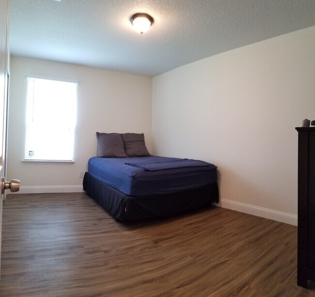 Foto del edificio - 4058 Grant Rd