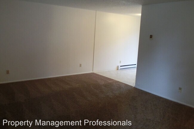 Building Photo - 2 br, 1 bath House - 910 NW C Street