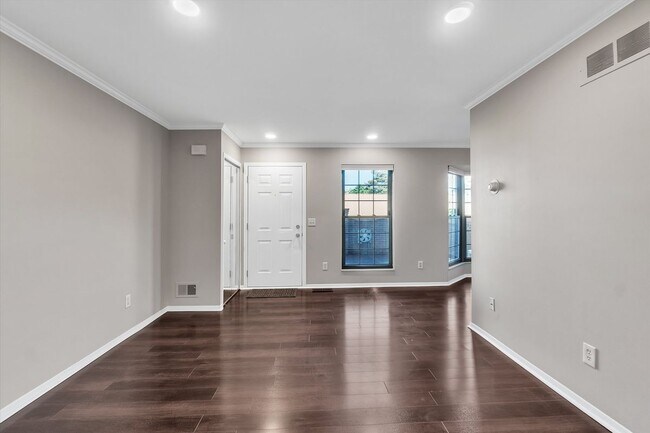 Foto del edificio - 22224 Edgewater