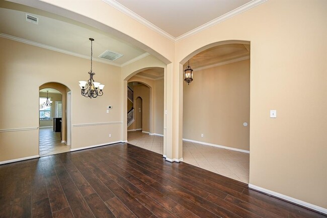Foto del edificio - 7818 Iris Glen Ln