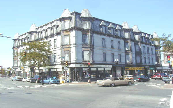 Building Photo - Dartmouth Hotel