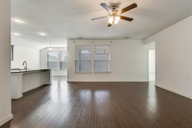 Building Photo - 221 Bankhurst Dr