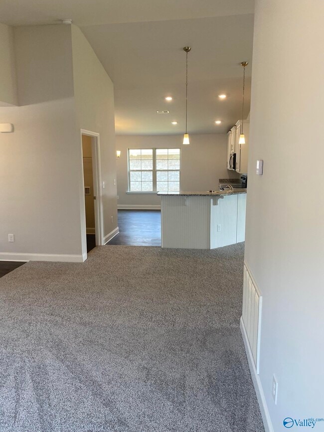 Building Photo - 109 Sorrelweed Dr